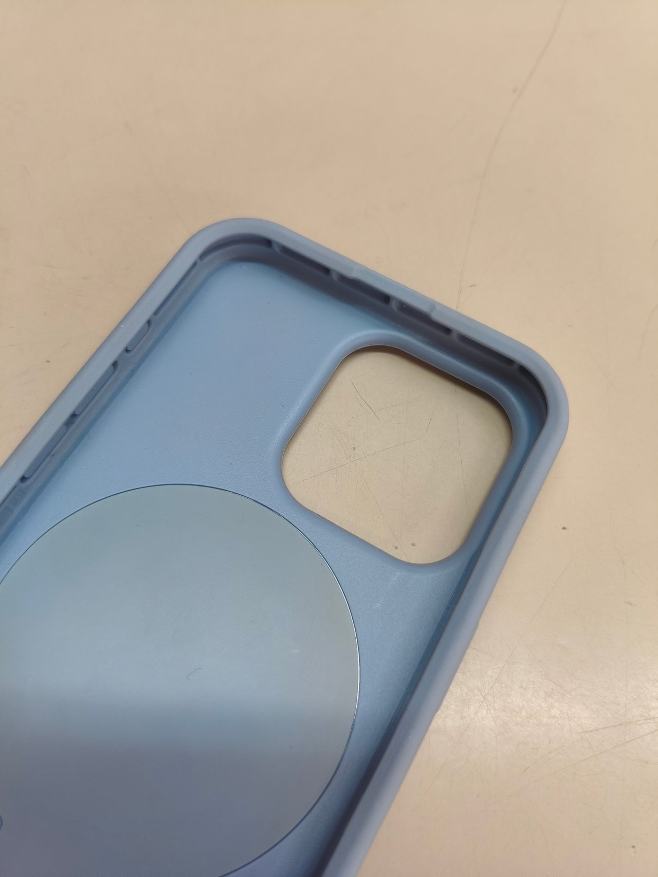 Funda OtterBox OtterGrip Symmetry para iPhone 15 Pro Max