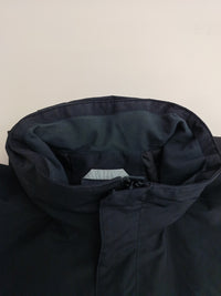 Chaqueta Impermeable talla M regular para Hombre con Helly Tech – Ideal para Uso Diario y Actividades Marítimas
