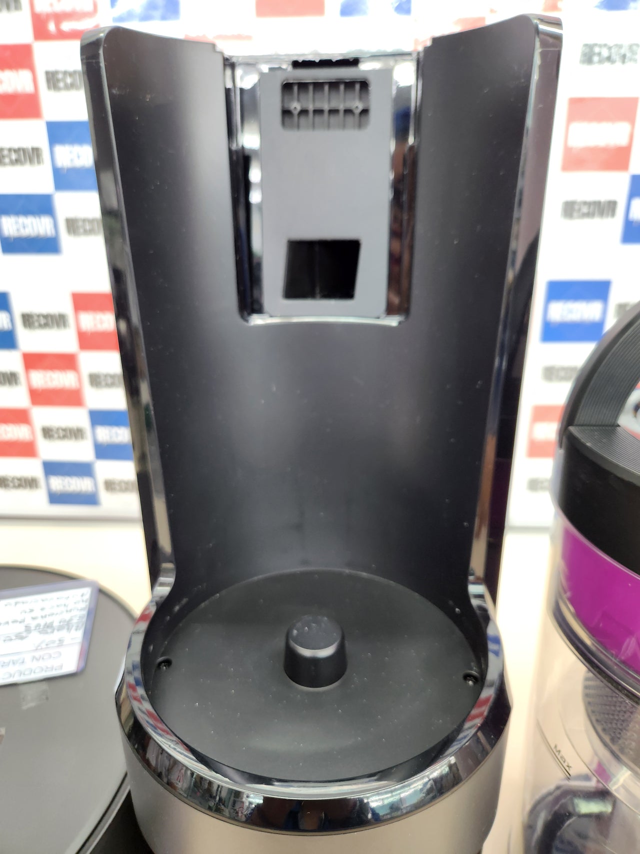 Robot Aspirador Eureka E20 Plus Autovaciado, 8000 Pa, Vaciado Automático de Polvo,180 Min de Duración de Batería,DuoDetect AI 3D Evitación de Obstáculos,para Alfombras y Pelo de Mascota, Negro