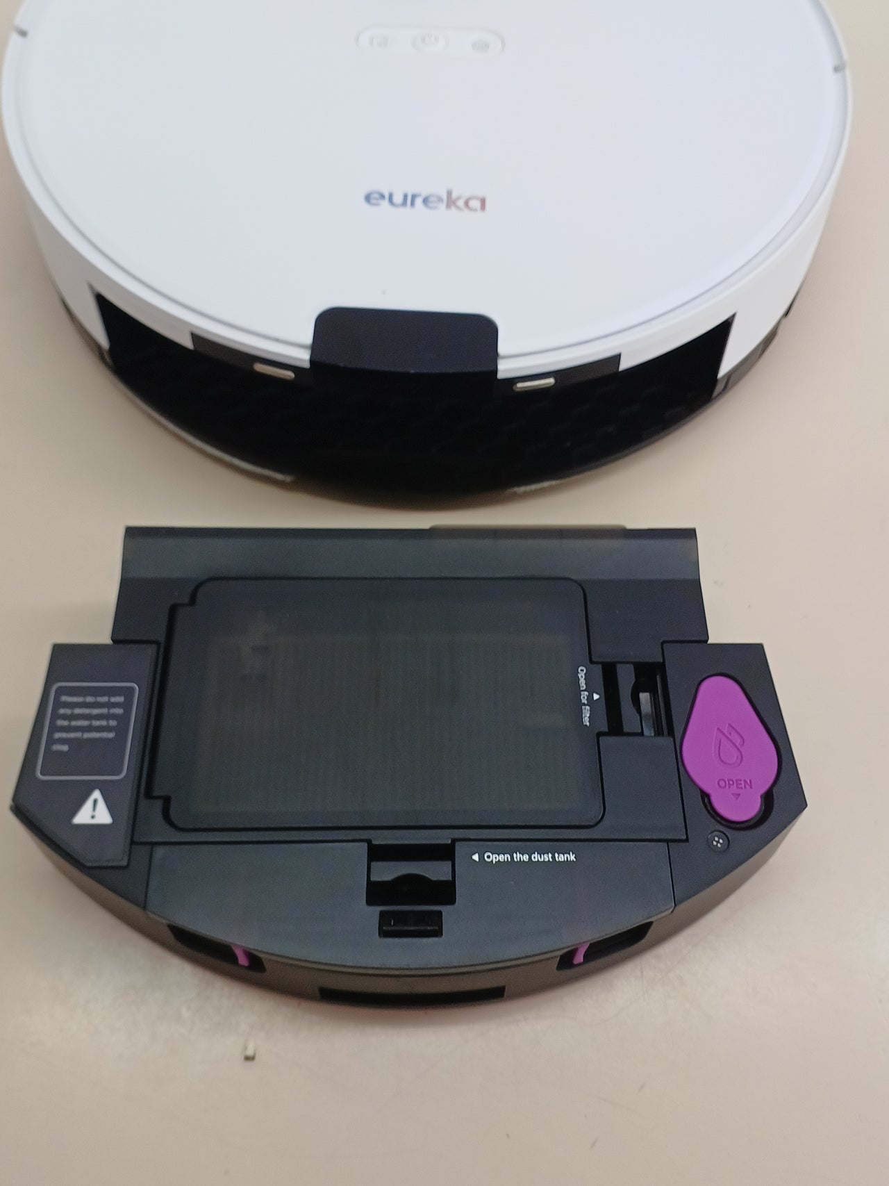 Robot aspirador con base autovaciado 4000 Pa – Eureka