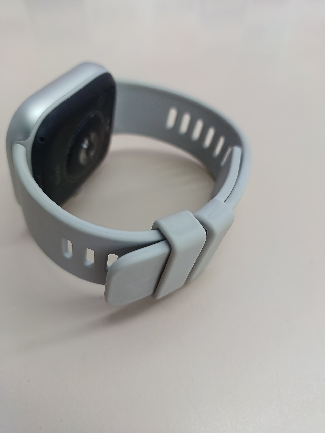Redmi Watch 4 - Pantalla AMOLED LTPS de 1,97"