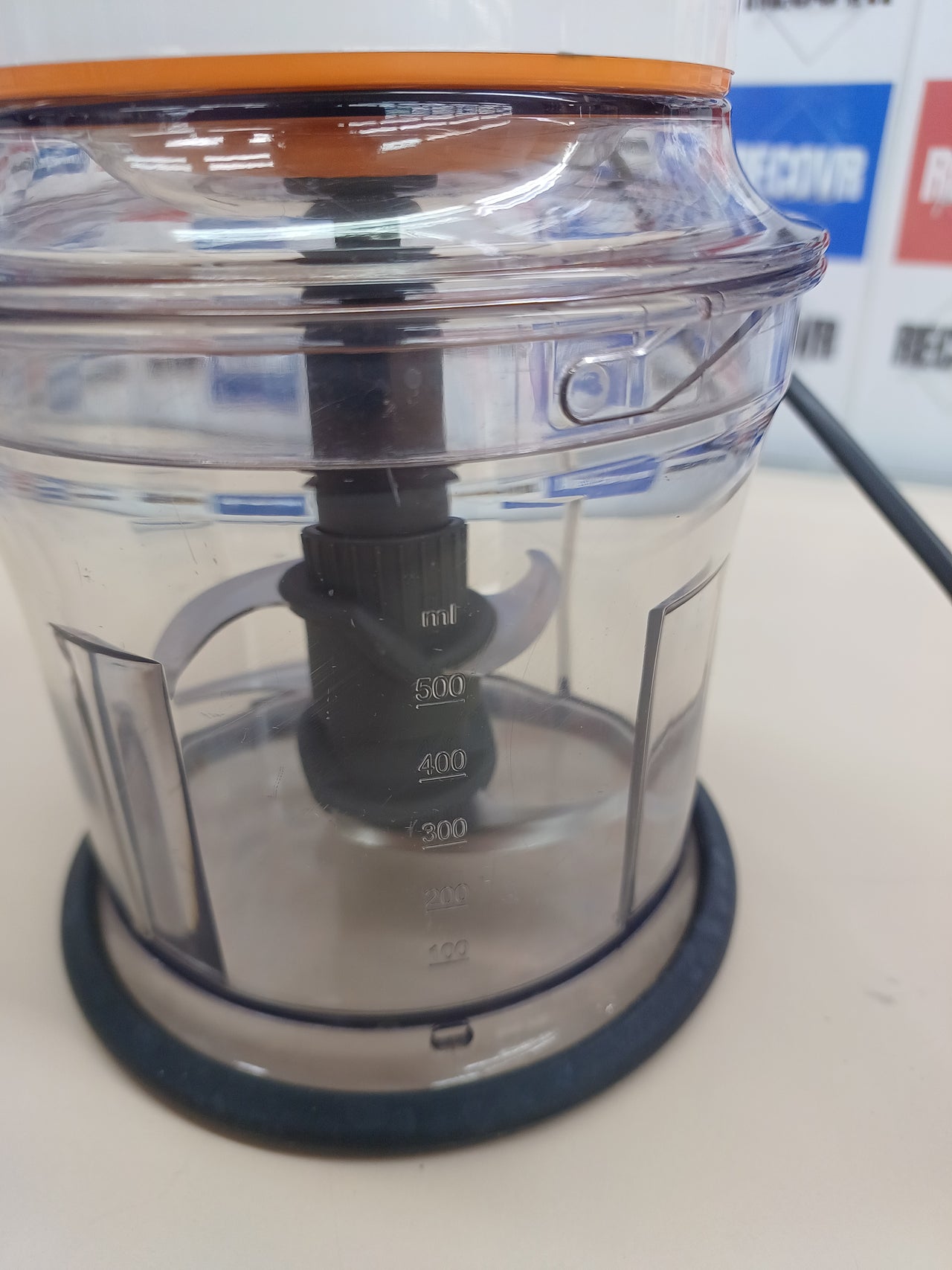 Picadora 500W, 0,5L, 2 Velocidades con Recipiente Cuatro Cuchillas, Anillo Antideslizante para Mayor Estabilidad, Apta para Lavavajillas, Blanca CHP61.100WH Kenwood Easy Chop