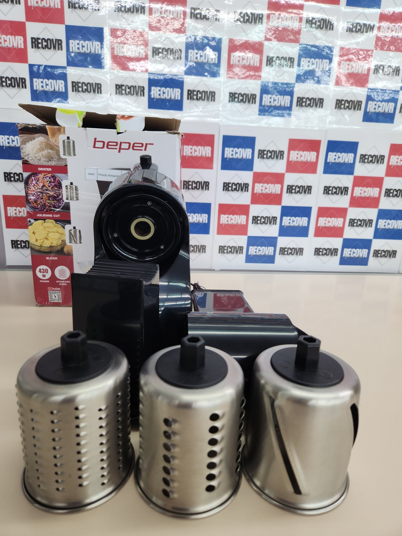 Rallador Eléctrico y Rebanador de Verdurasde Acero, 3 Rodillos de Acero Intercambiables, Corte Juliana, Rodajas y Rejillas Fina, Multi-Function Grater and Slicer BEPER BP.400