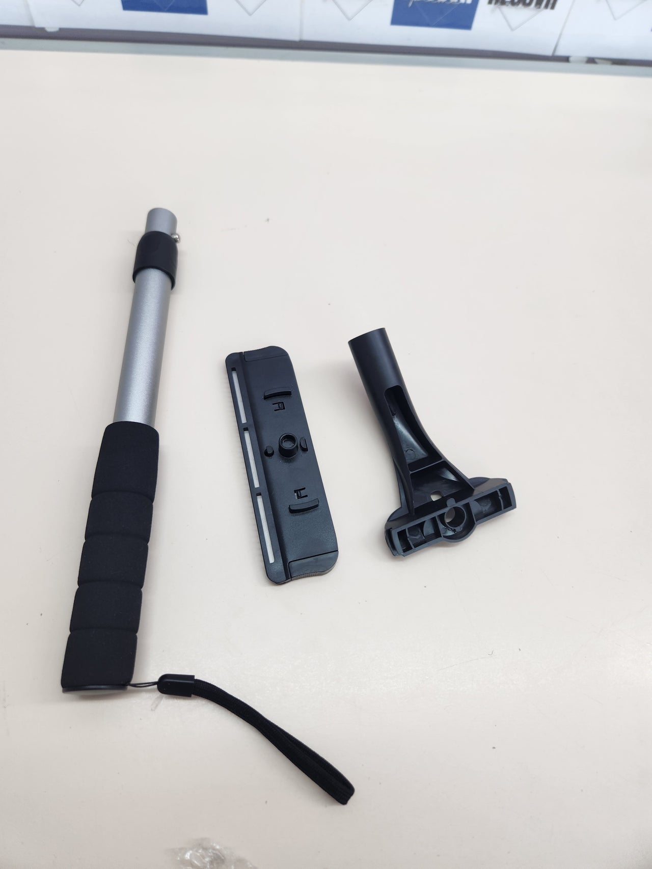 Afeitadora Espalda Cuerpo Extensible, Afeitadora Corporal Cuchillas Seguridad, Afeitado Húmedo o Seco, Afeitadora Ergonómica mango de aluminio. Incluye Cuchillas Repuesto.InnovaGoods®