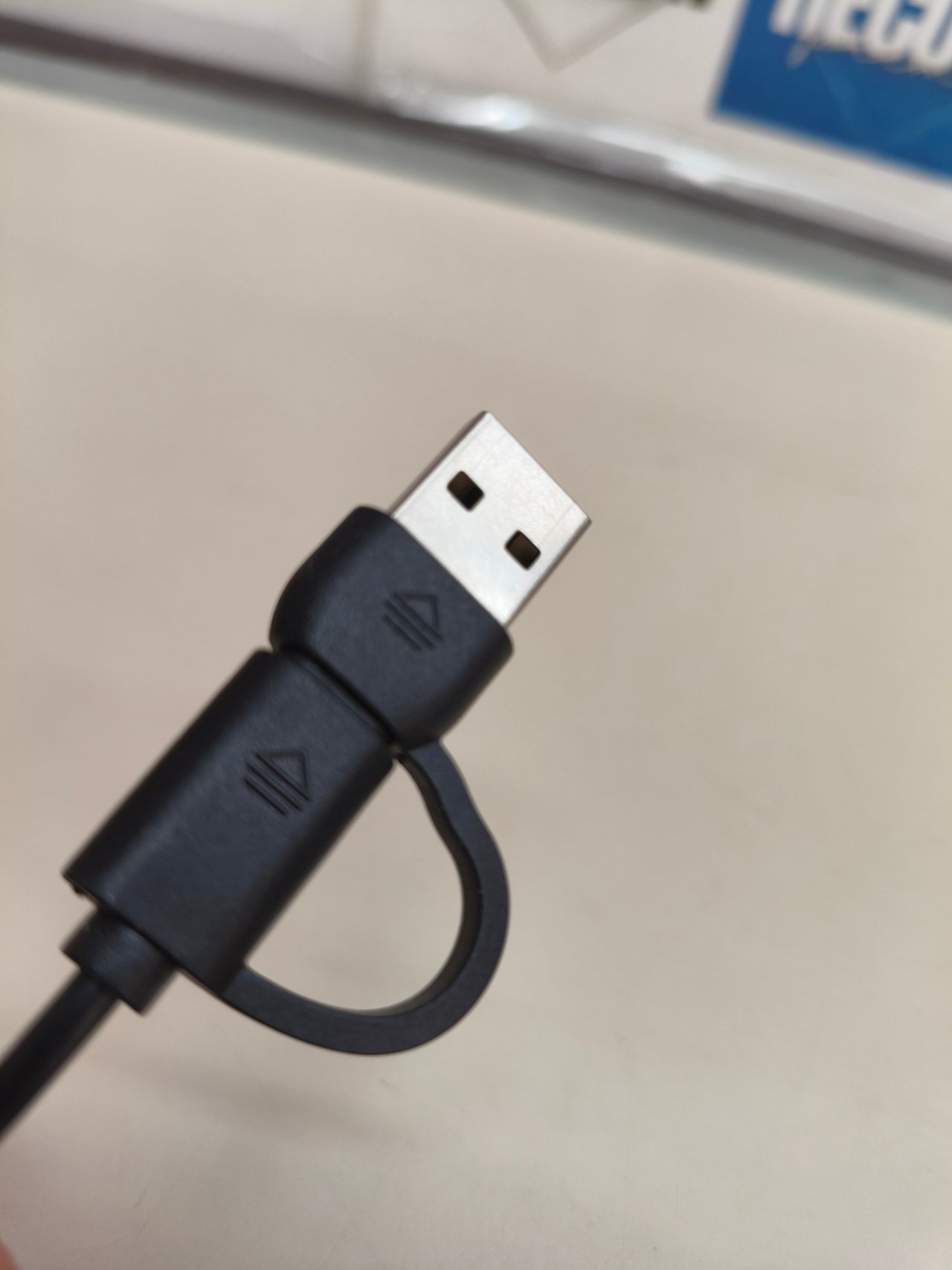 Trust Taro - Teclado con cable para Windows