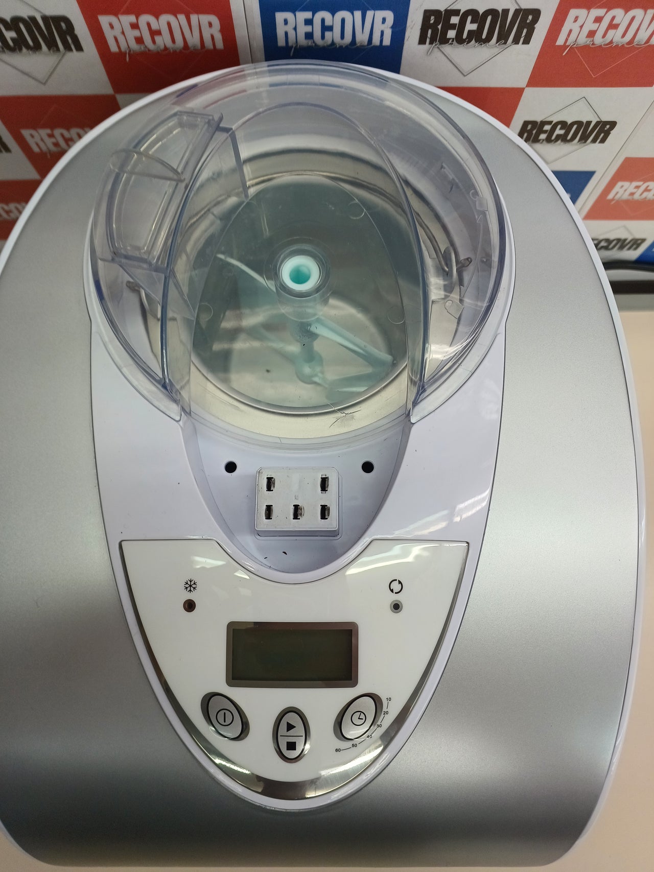 Heladera con compresor 1L con pantalla LCD Ariete