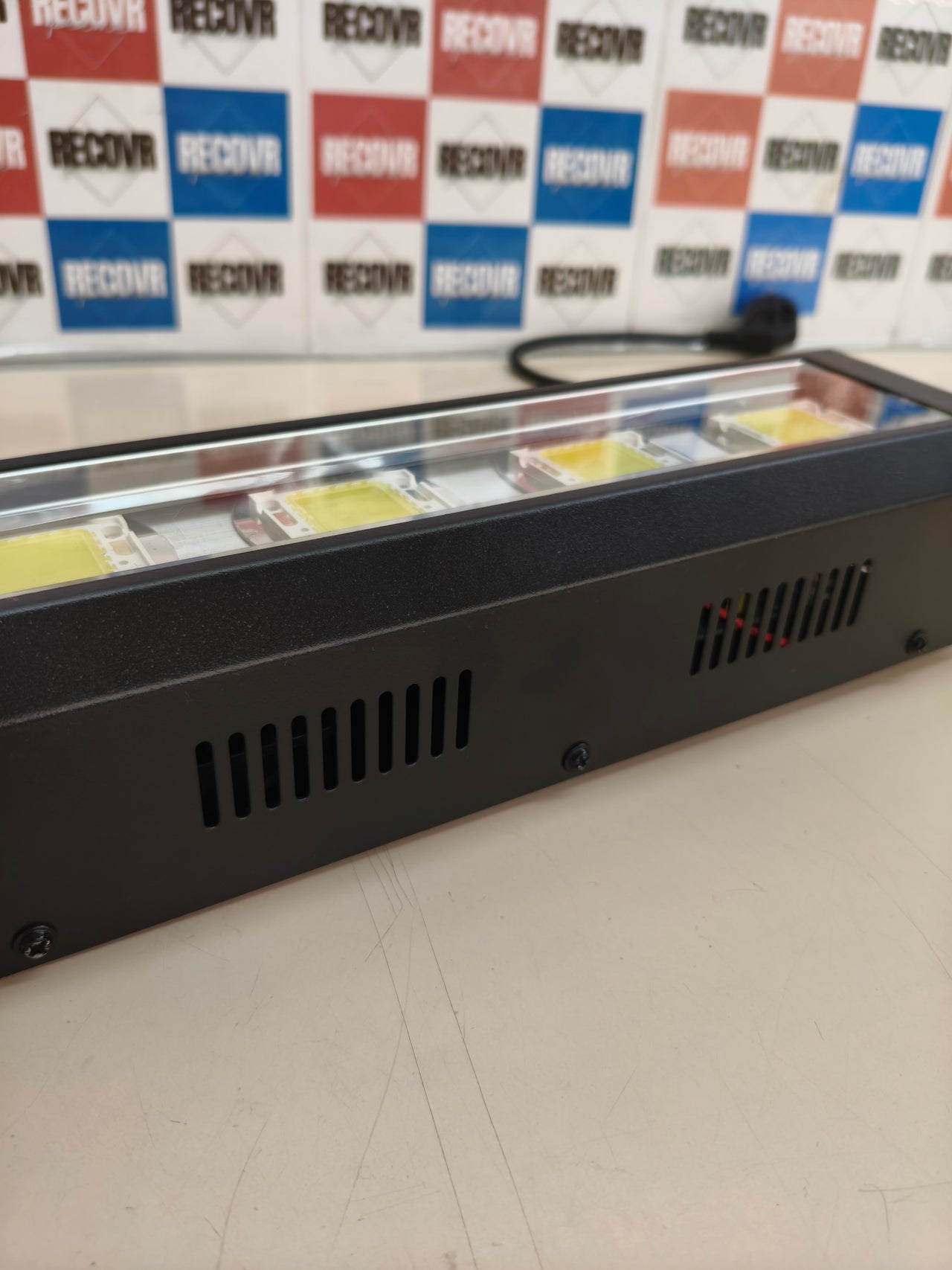 Luz estroboscópica LED Ibiza STROBE80LED de 80 W