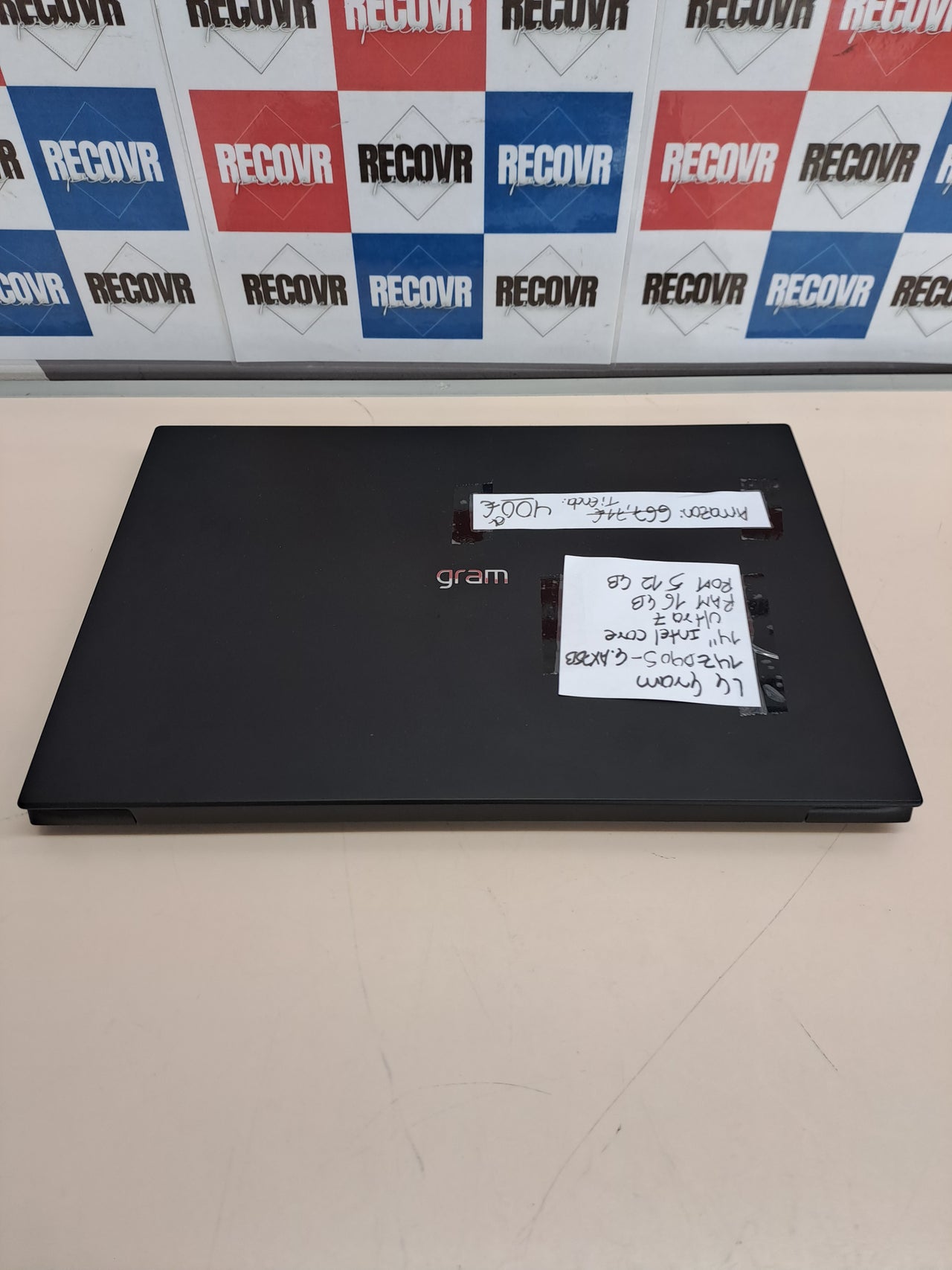 Portátil LG gram 14” Ultra 7 16GB 512GB SSD
