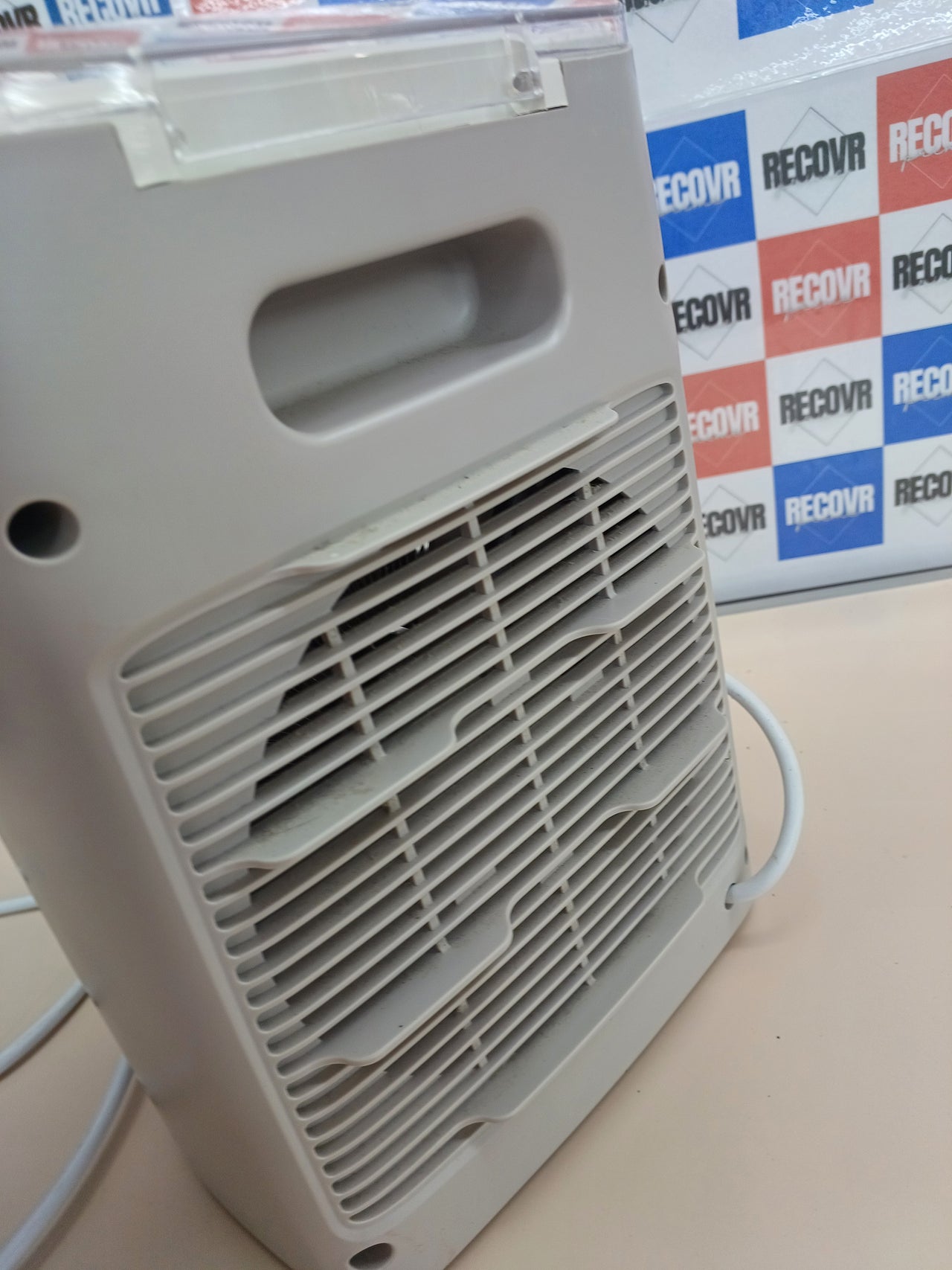 Calefactor bajo consumo 2400W apto baño silencioso - Rowenta