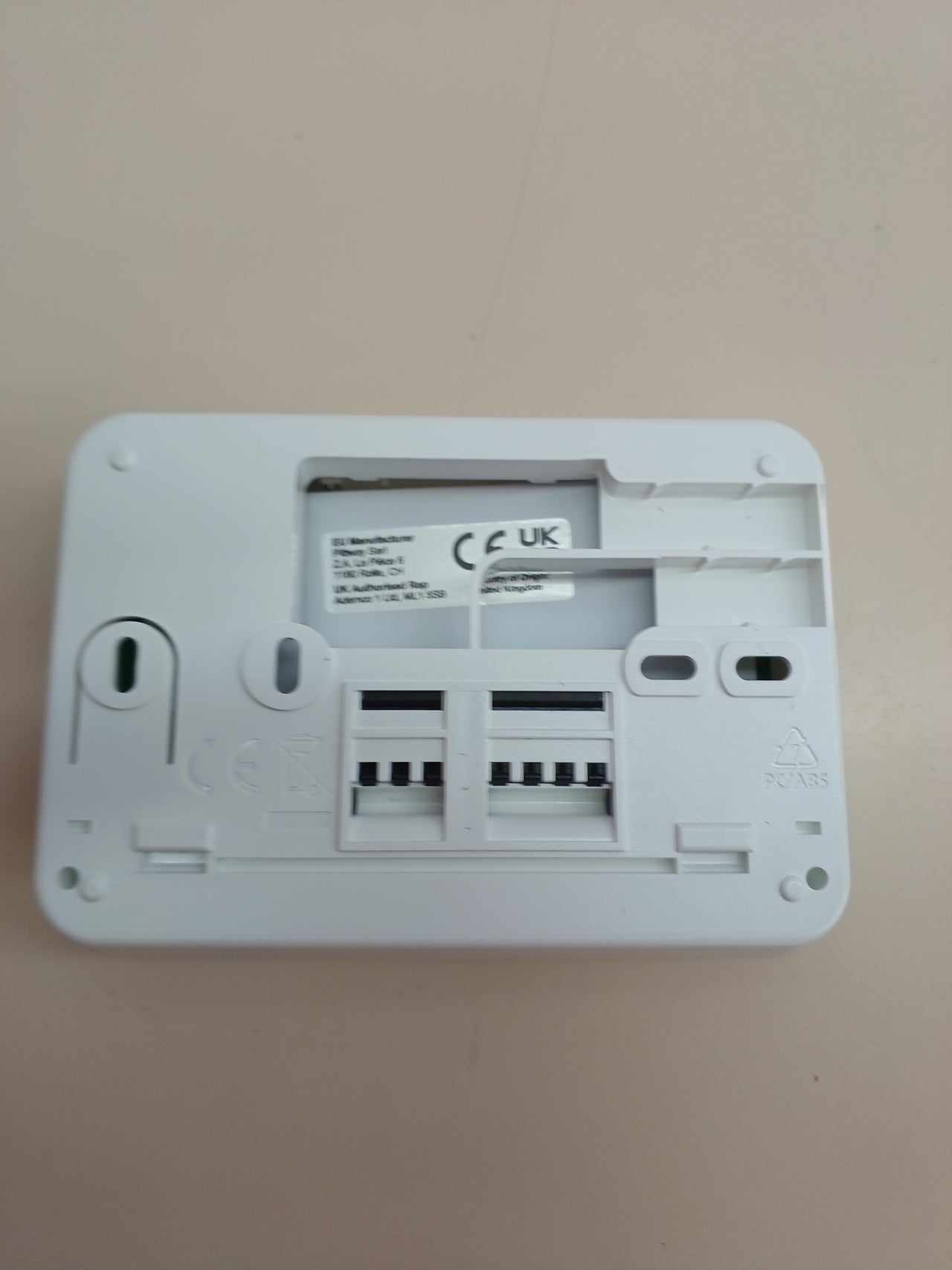 Termostato programable cableado 7 días – Honeywell