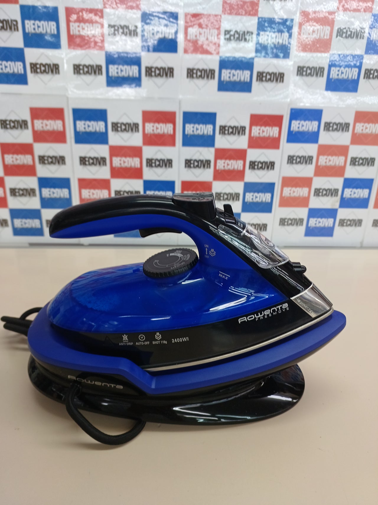 Plancha sin cable con golpe de vapor 115 g/min Rowenta