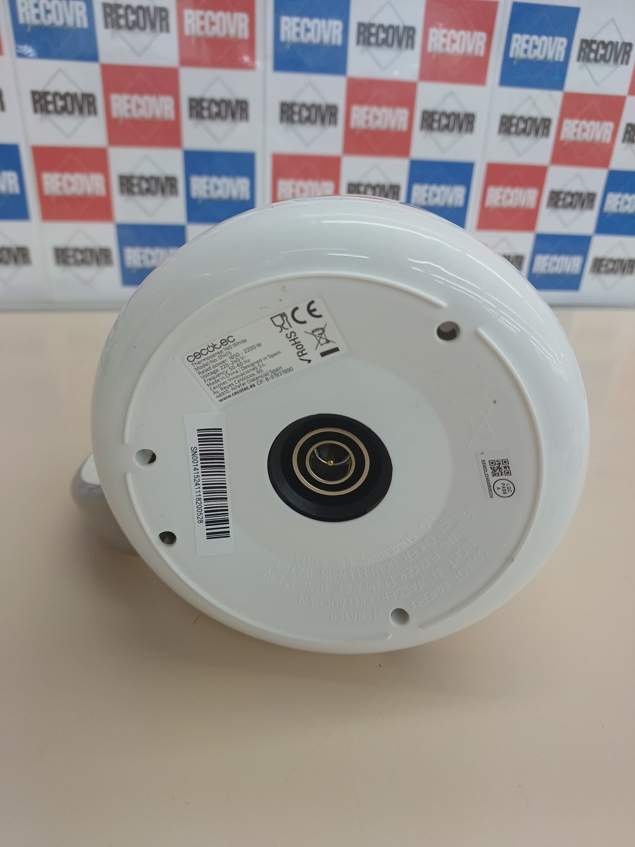 Hervidor eléctrico 1,7L vidrio 2200W ThermoSense Cecotec