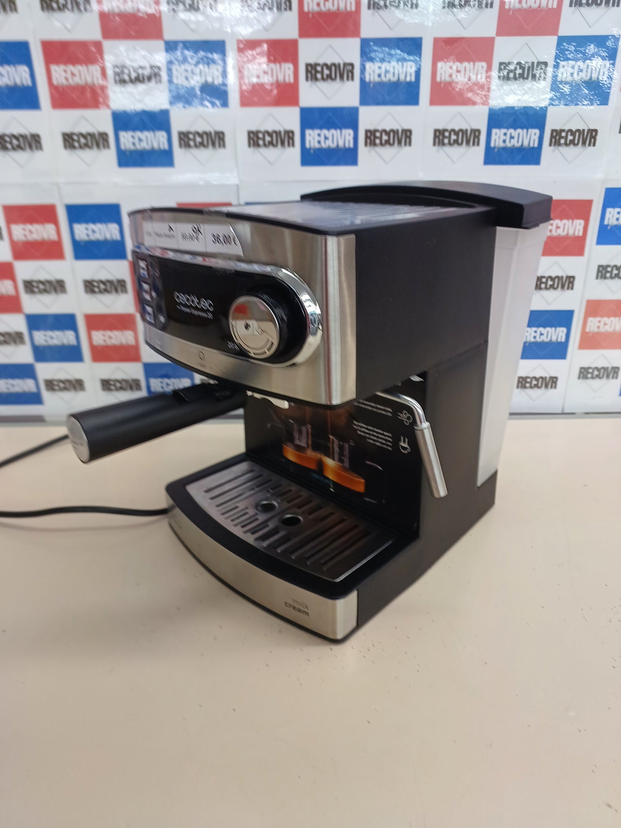 Cafetera espresso 20 bares 850 W – Cecotec