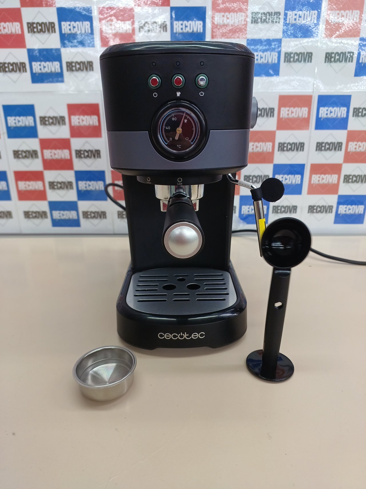 Cafetera espresso 20 bares 1100 W – Cecotec