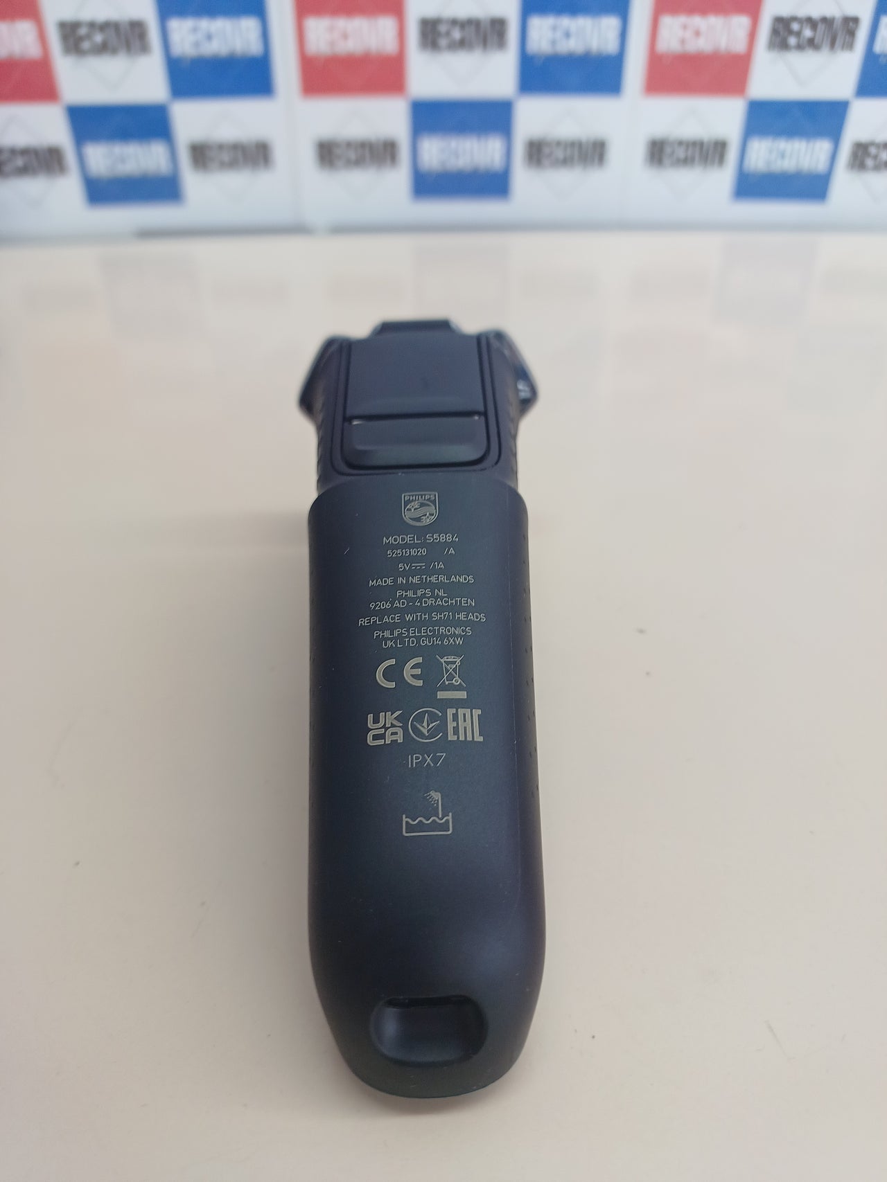 Afeitadora eléctrica S5884/35 60 min recargable Philips