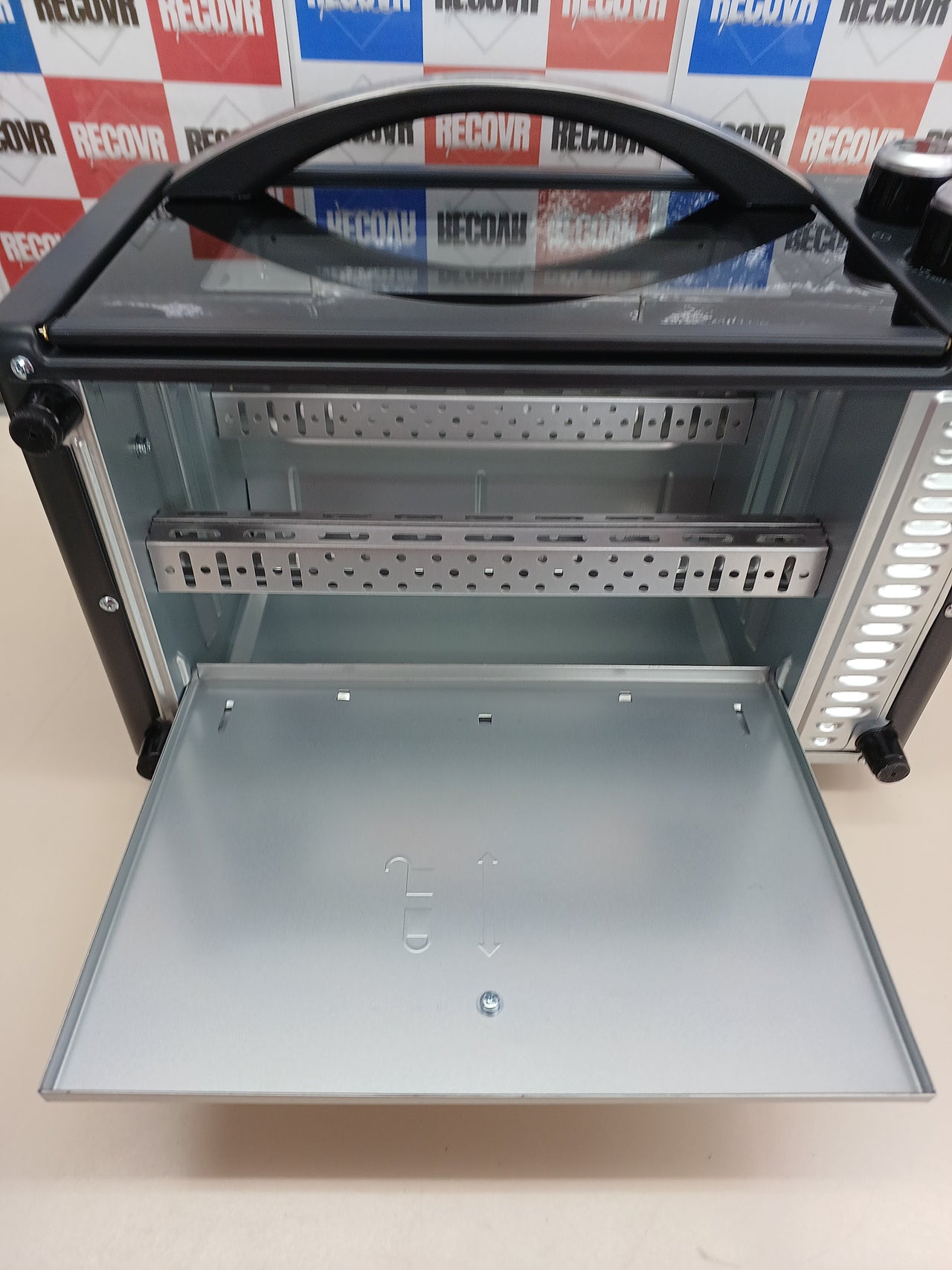 Mini horno eléctrico 10L con temporizador y 230 °C – Cecotec