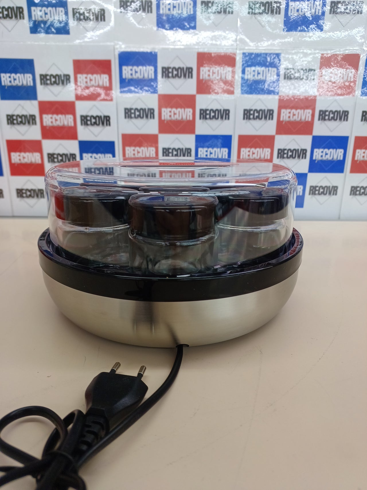 SEVERIN Yogurtera digital, mini yogurtera con 5 programas automáticos incluidos para hacer yogur casero, con 7 tarros con tapa, sin BPA, acero inoxidable cepillado/negro, JG 3521