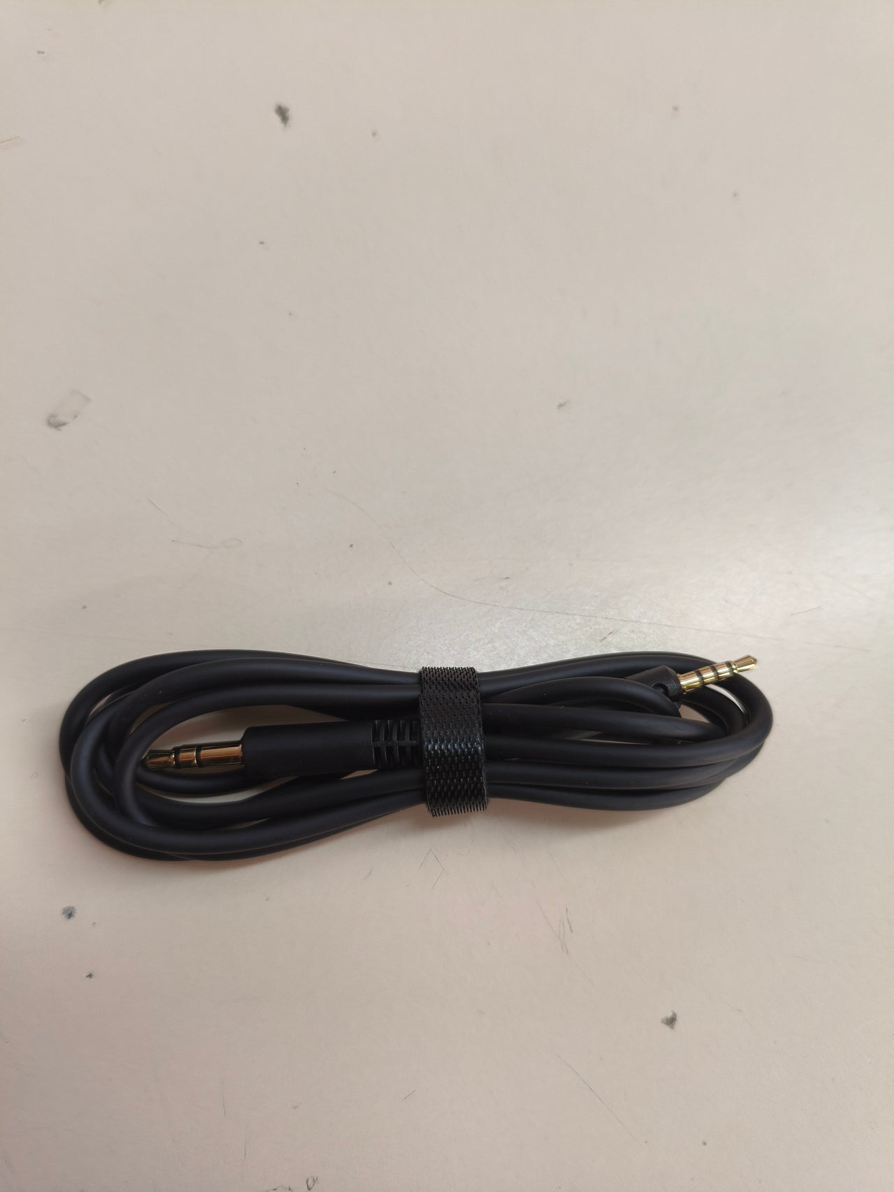 Sennheiser HD 599, auriculares abiertos circumaurales, marfil