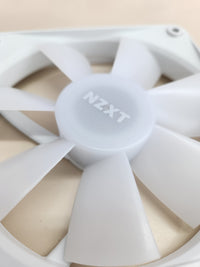 Thumbnail for Ventilador RGB 120 mm montado en hub NZXT F120 RGB Core - RF-C12SF-W1