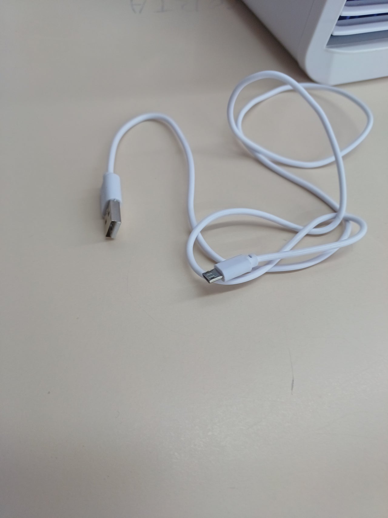 Ventilador portátil USB con humidificador silencioso