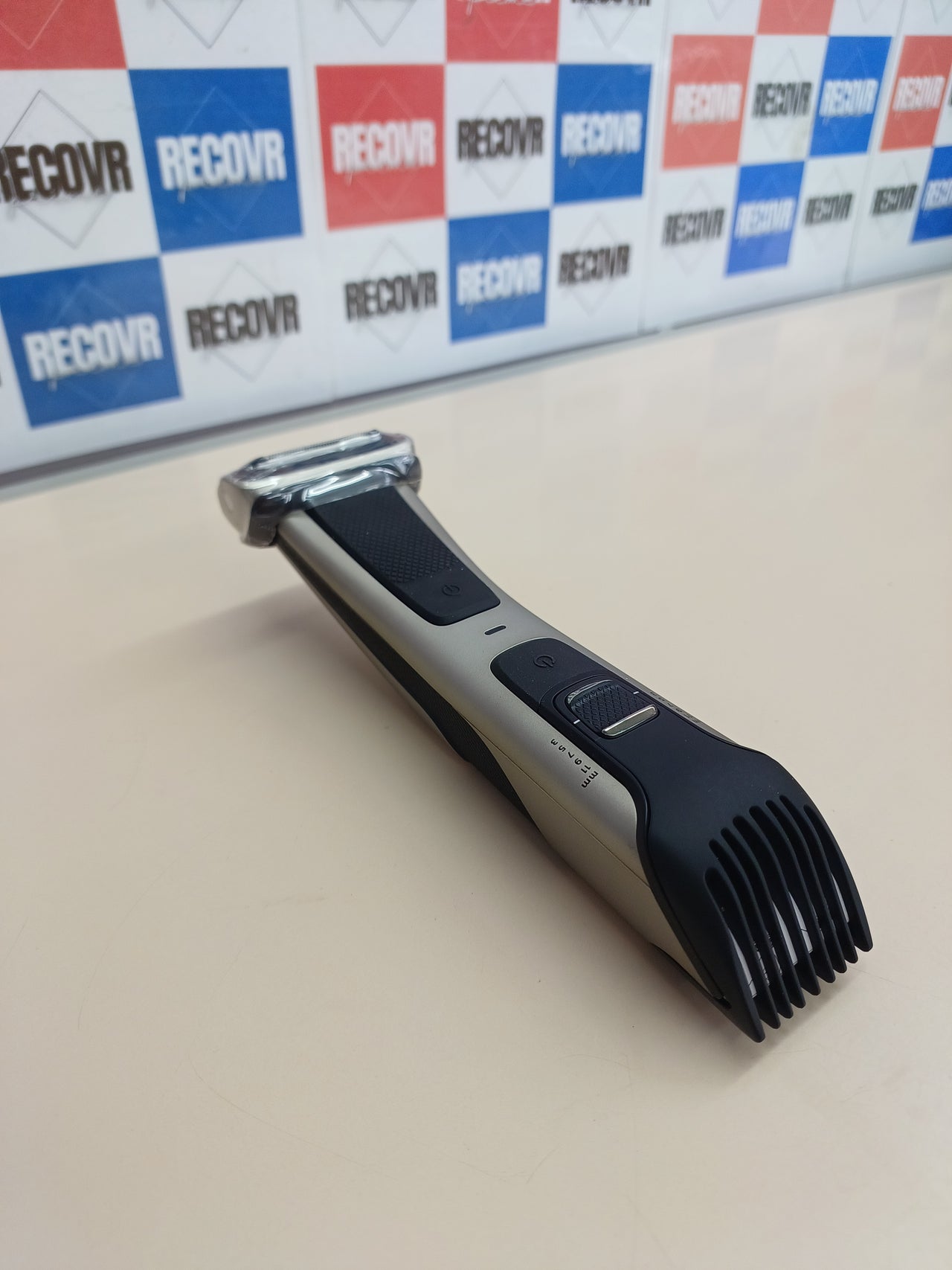 Afeitadora Philips Serie 7000 80min