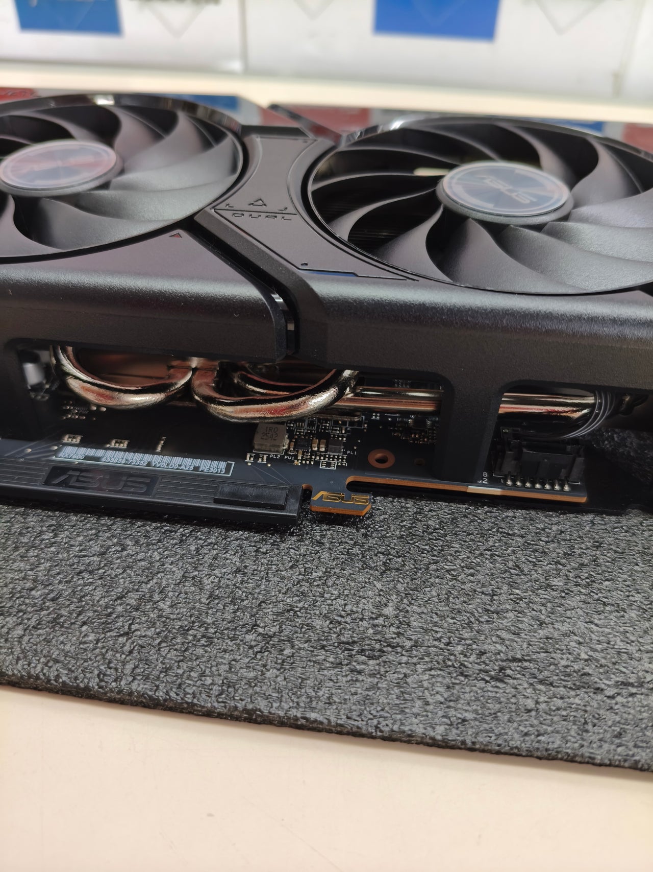 Tarjeta gráfica ASUS Dual Radeon RX 7600 EVO OC 8 GB