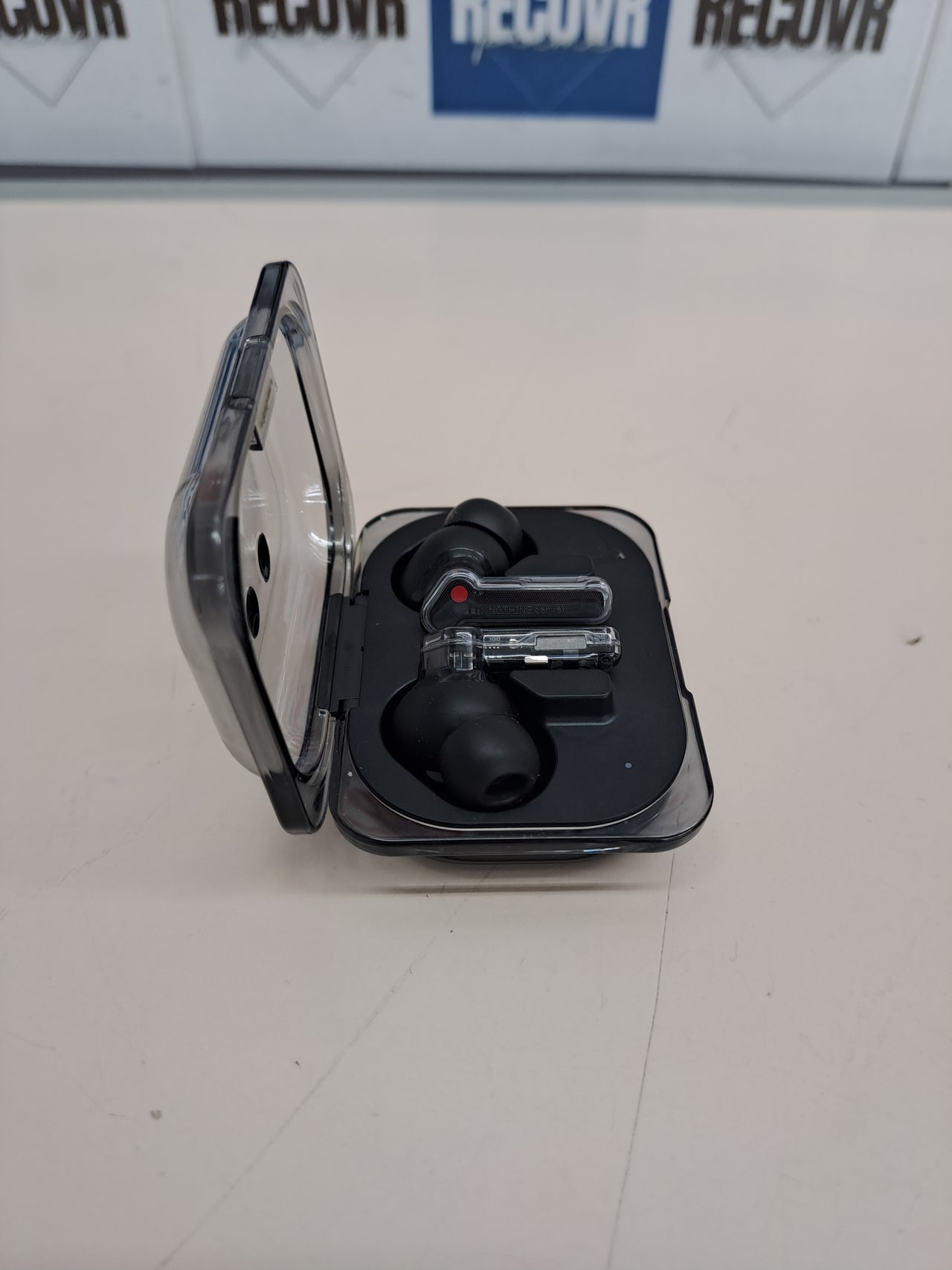Auriculares Bluetooth ANC 42h con ChatGPT Nothing Ear