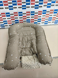 Nido para bebé Totsy Baby 90x50 cm reductor de cuna Minky Winter beige estrellas blancas