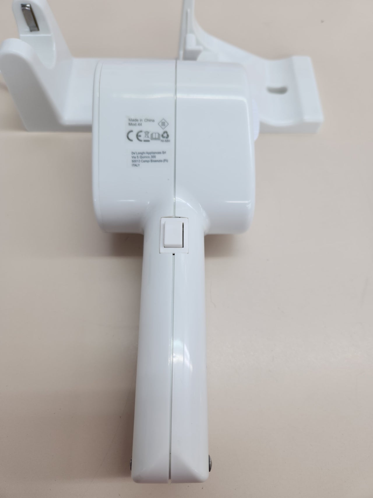 Rallador Queso 1500 mAh, inalámbrico, 2 Rodillos de Acero Inoxidable incluidos, 1 kg de Queso con Recambio, Rallador para Muchos Ingredientes,  Blanco Ariete Gratì Metal 44,