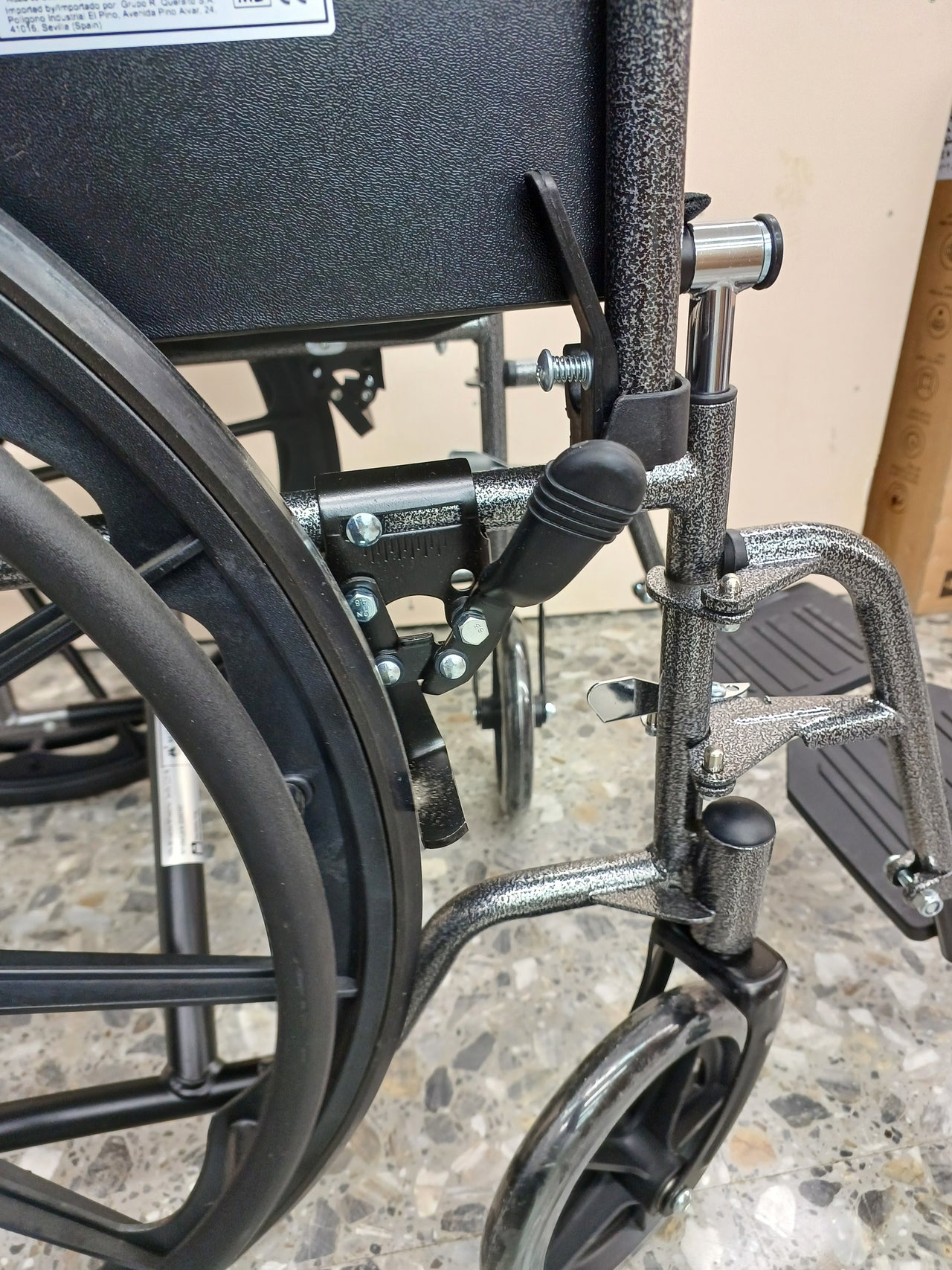Silla de ruedas plegable 46cm Mobiclinic S220