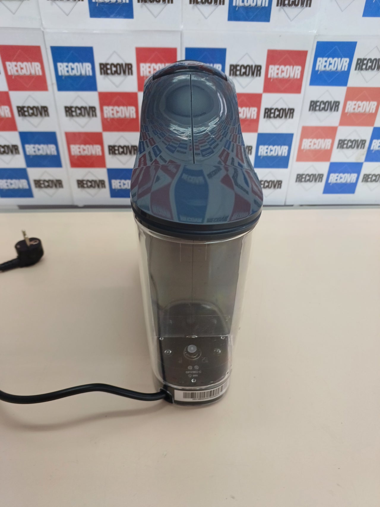Cafetera cápsulas compacta 1600W depósito 0,8L - De'Longhi