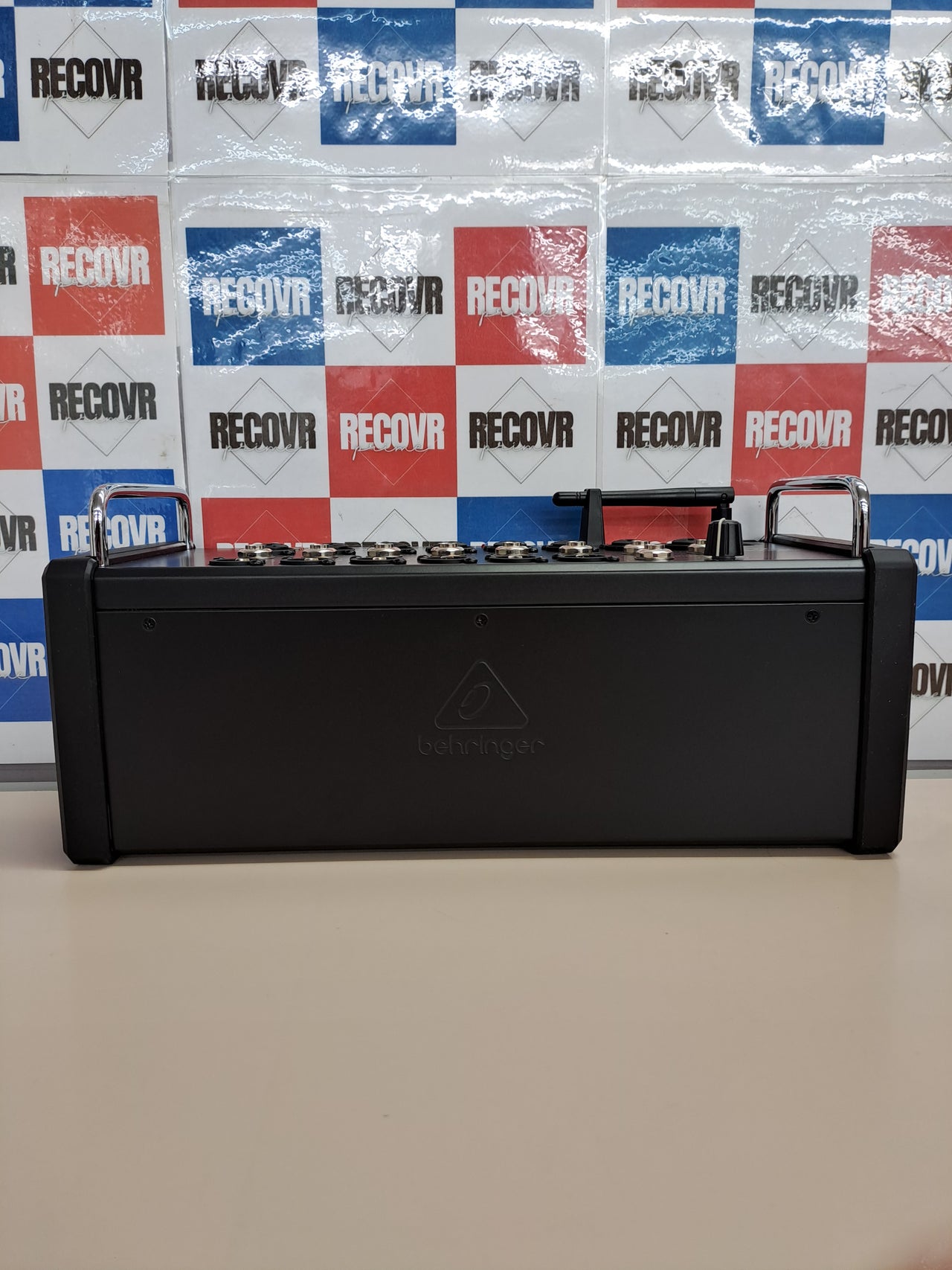 Behringer Mesa de mezclas, X AIR XR16