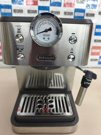 Cafetera espresso manual De’Longhi Classic con vaporizador y 15 bares