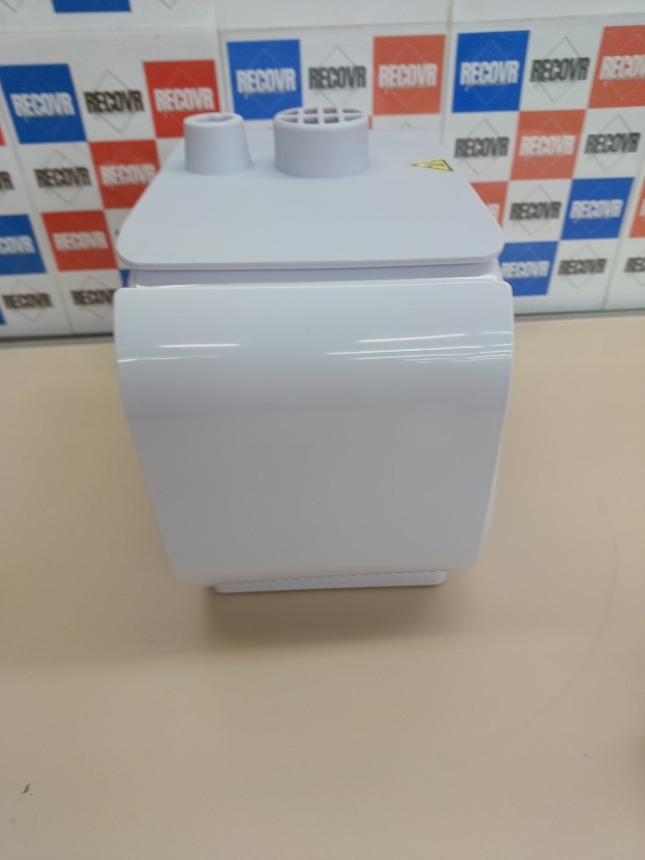 Maniquí planchado y secado 2 en 1 1200 W elimina arrugas y olores - Ufesa SV1200