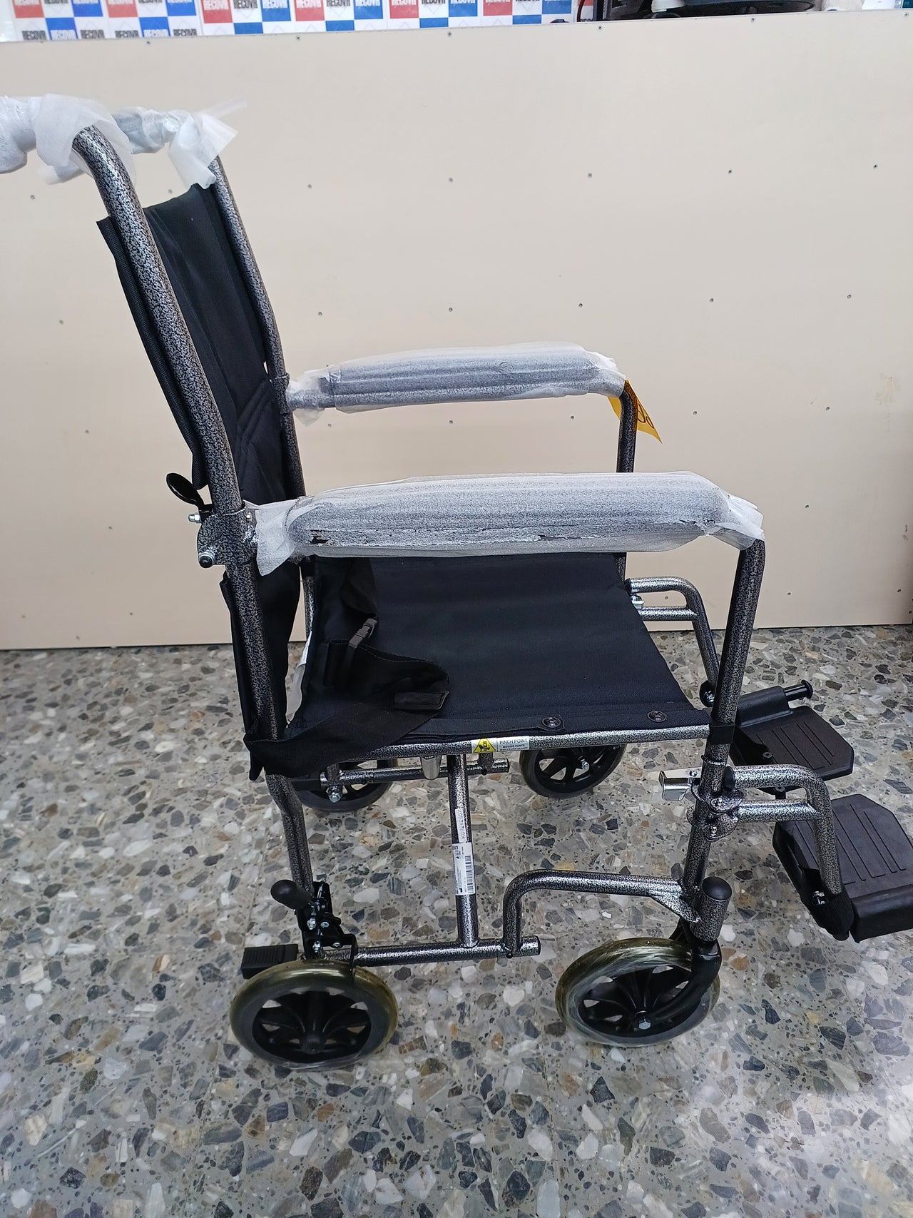 Silla de Ruedas Plegable 38cm PEPE Mobility
