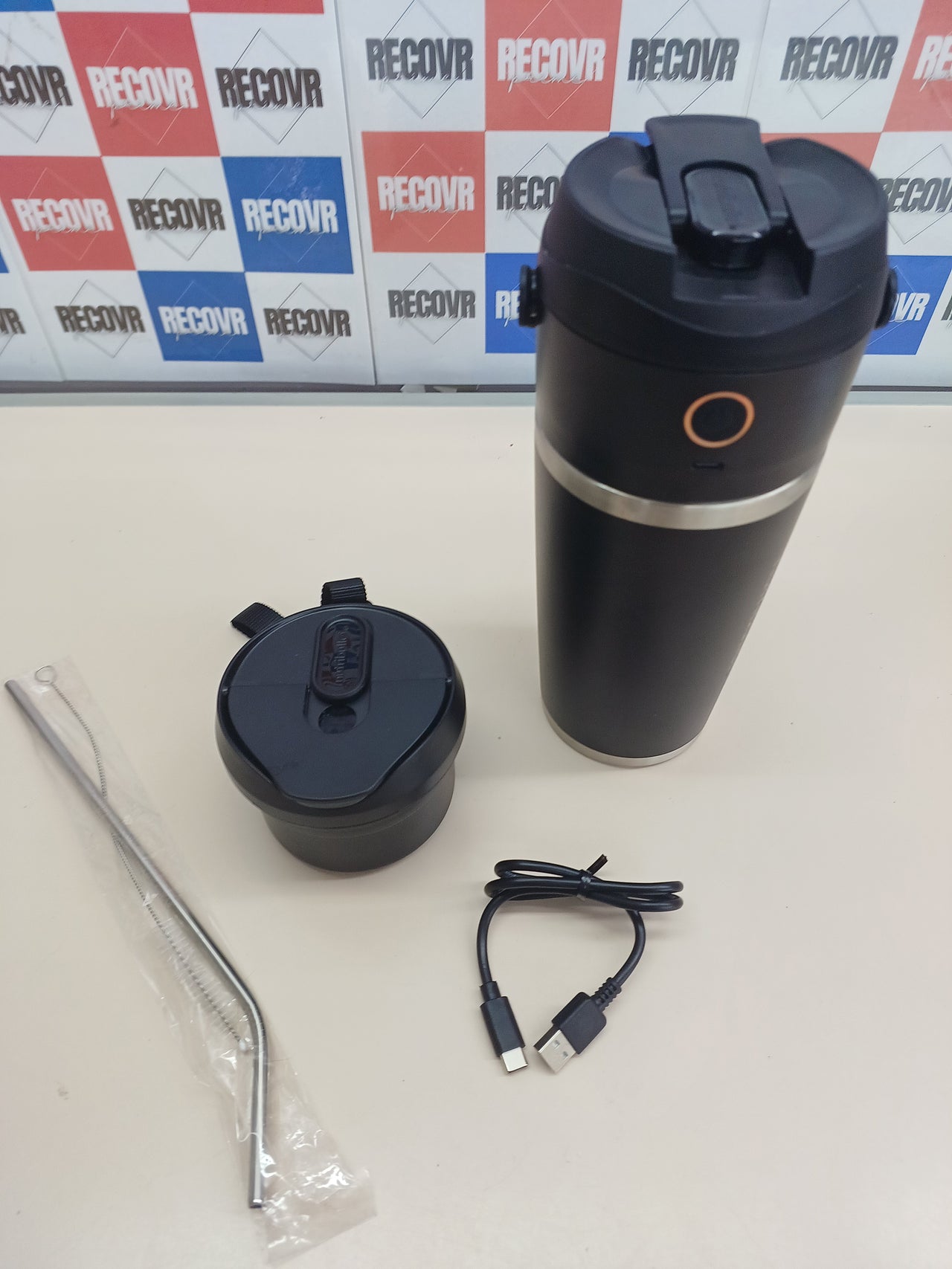 Licuadora portátil 590 ml tritura hielo USB-C Nutribullet