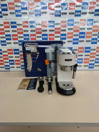 Cafetera Espresso De’Longhi Dedica EC685.W