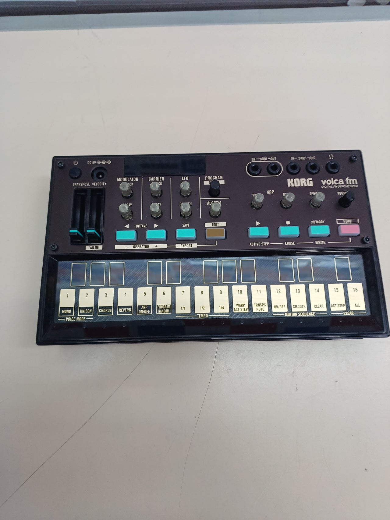 Sintetizador FM compacto KORG Volca FM