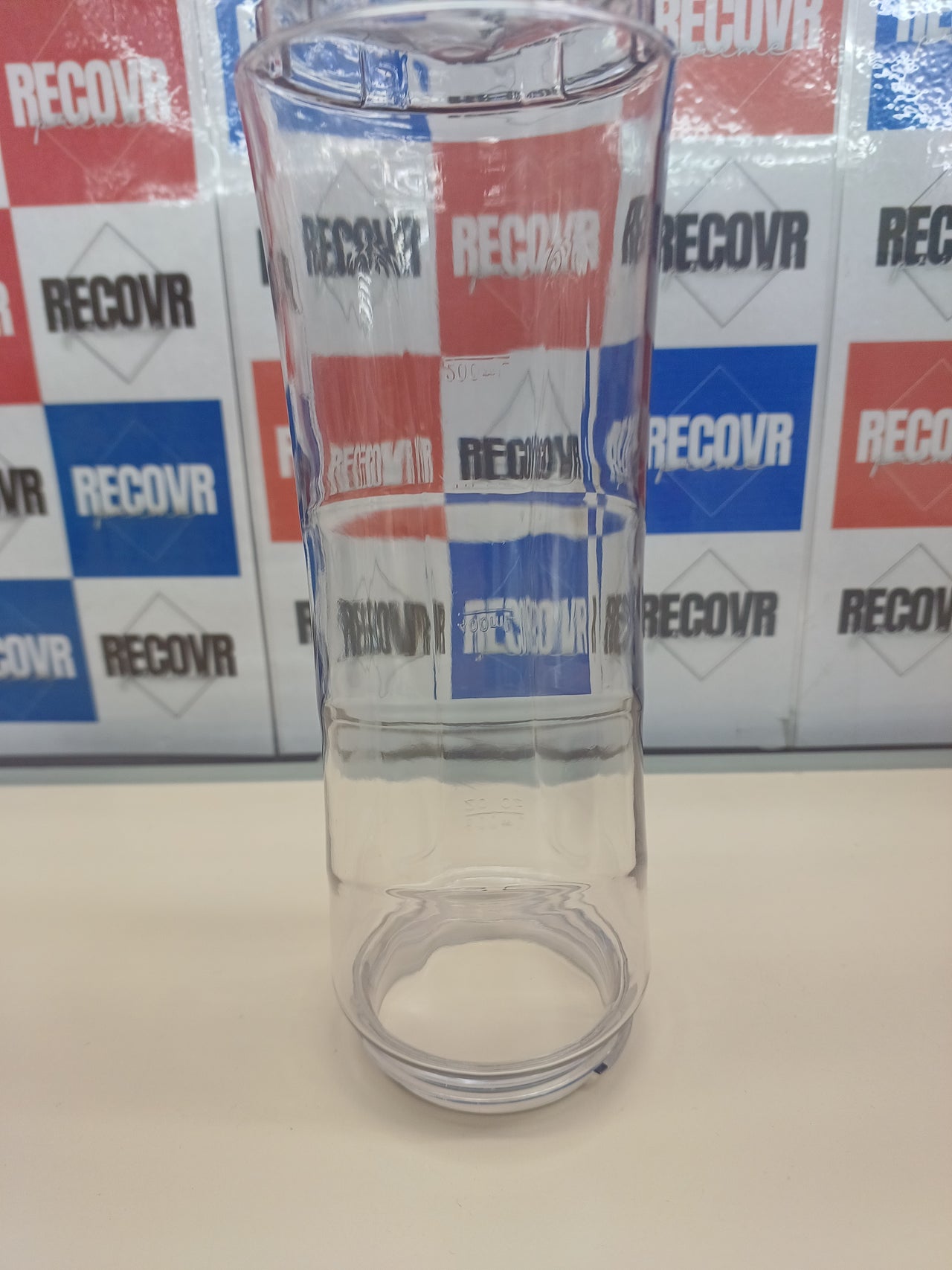 Batidora individual 650W con 2 vasos 600ml Cecotec