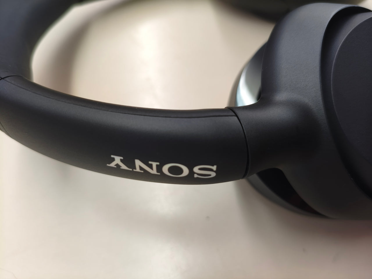 Sony ULT WEAR auriculares Bluetooth inalámbricos con cancelación de ruido