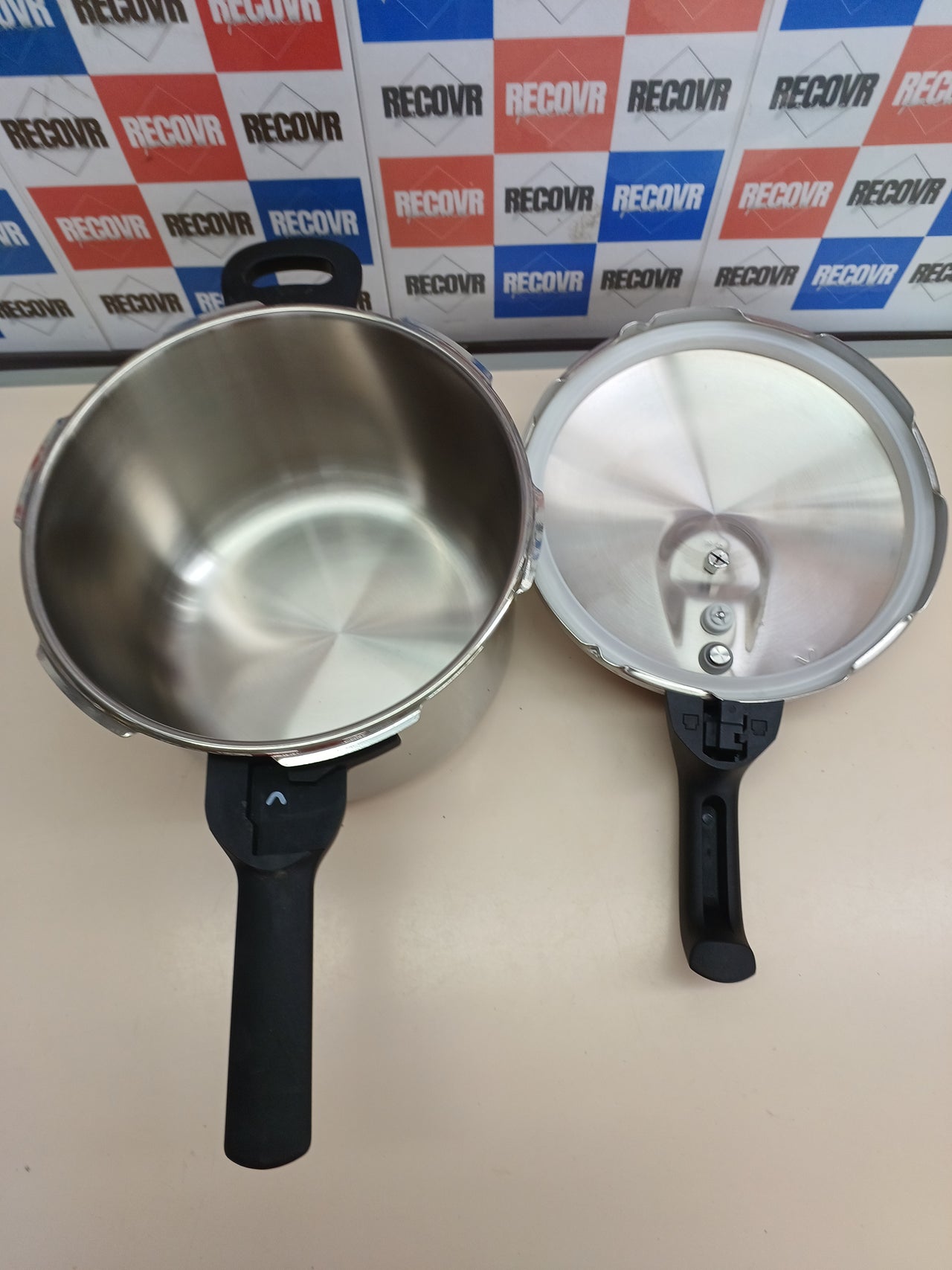 Olla a presión 6 L 2 programas – Tefal