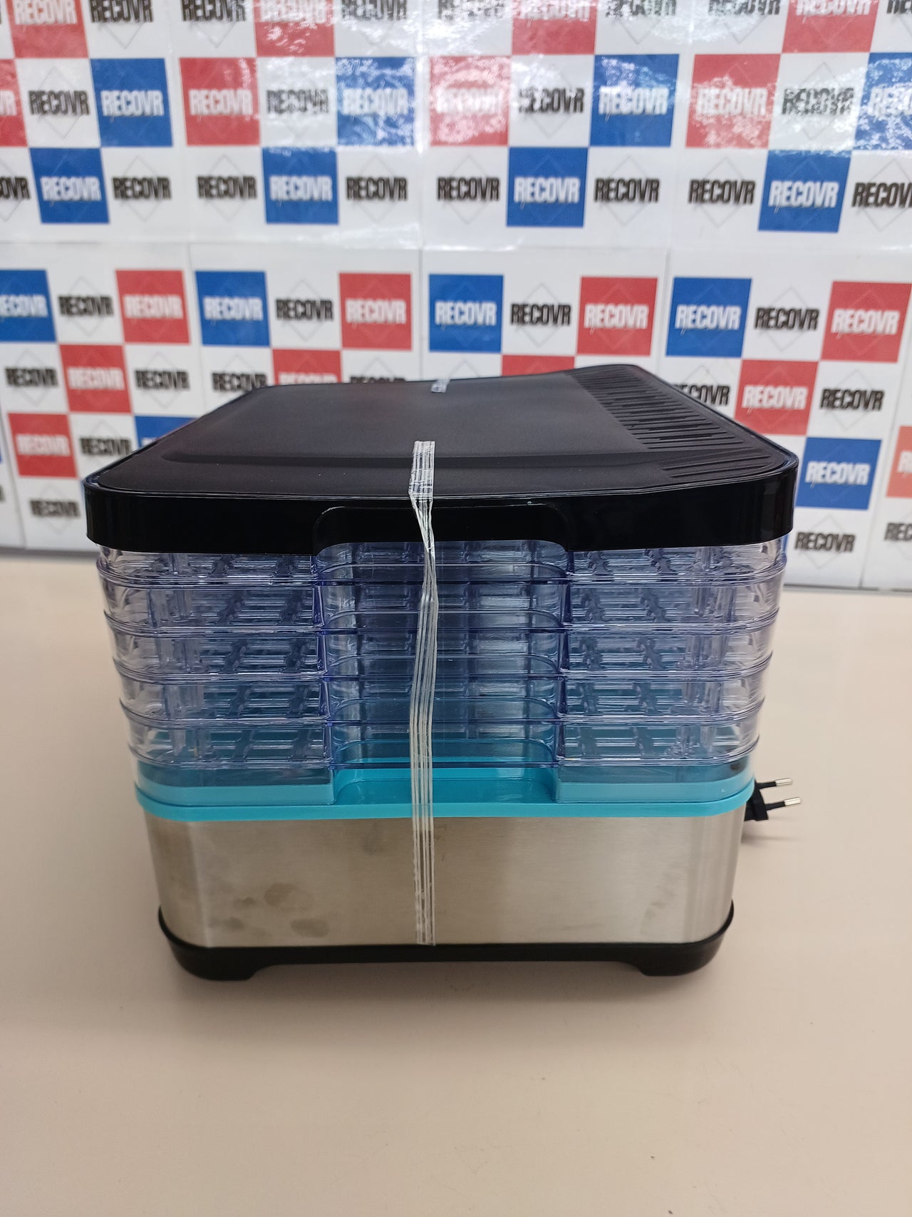 Deshidratador de alimentos 300W con 5 bandejas Cecotec