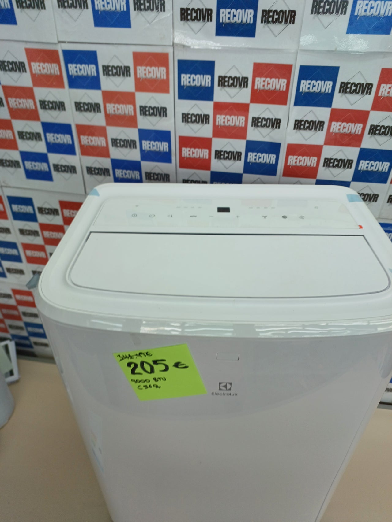 Aire acondicionado portátil 9000 BTU WiFi silencioso Electrolux