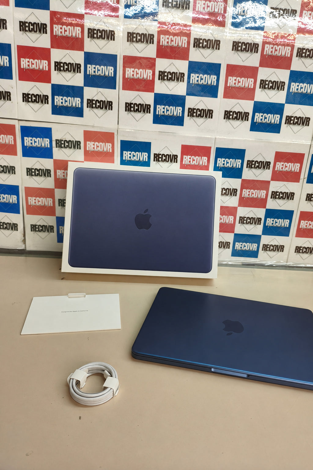MacBook Neo 13 pulgadas A18 PRO 512GB - Apple