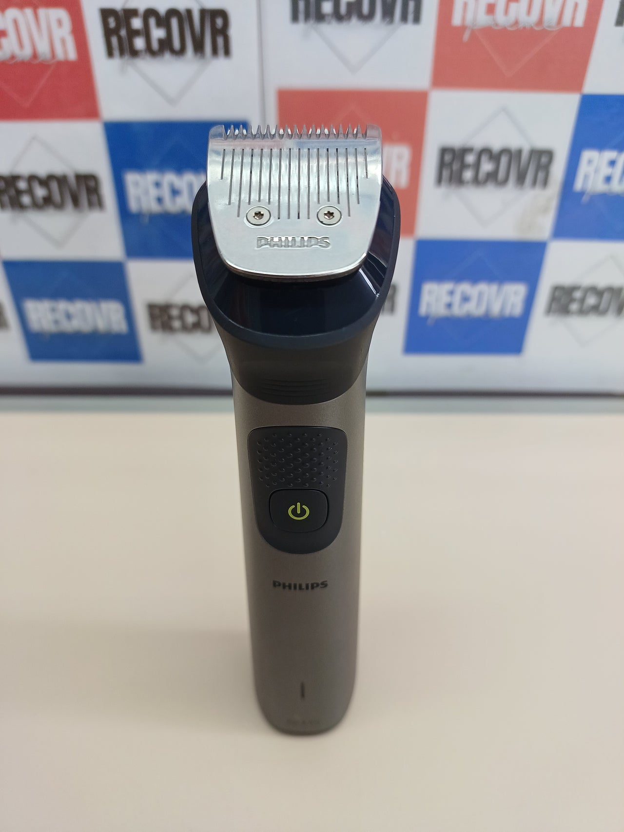 Recortadora barba 15 en 1 serie 7000 hombre Philips