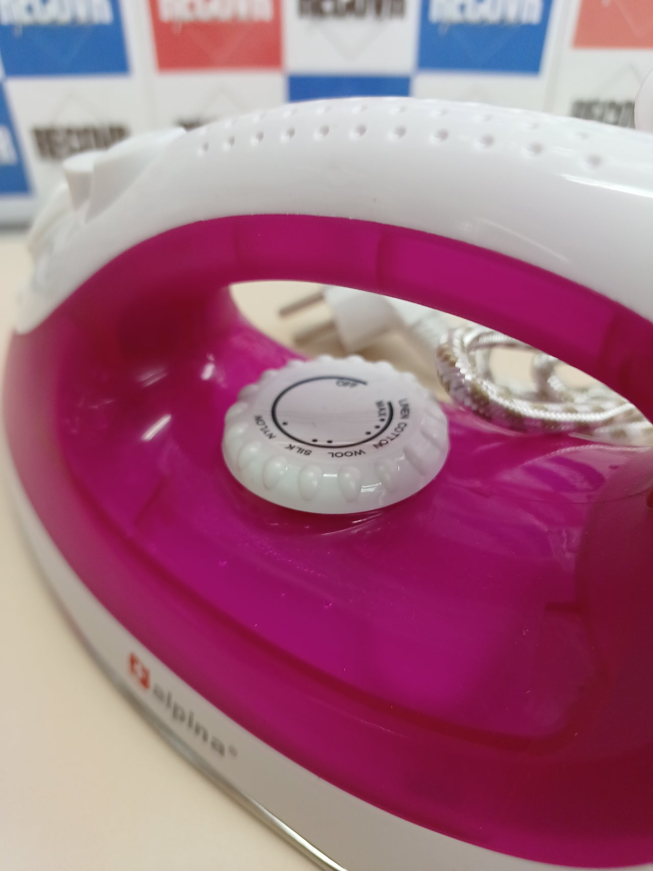 Plancha Vapor 2200W Alpina Rosa/Blanco