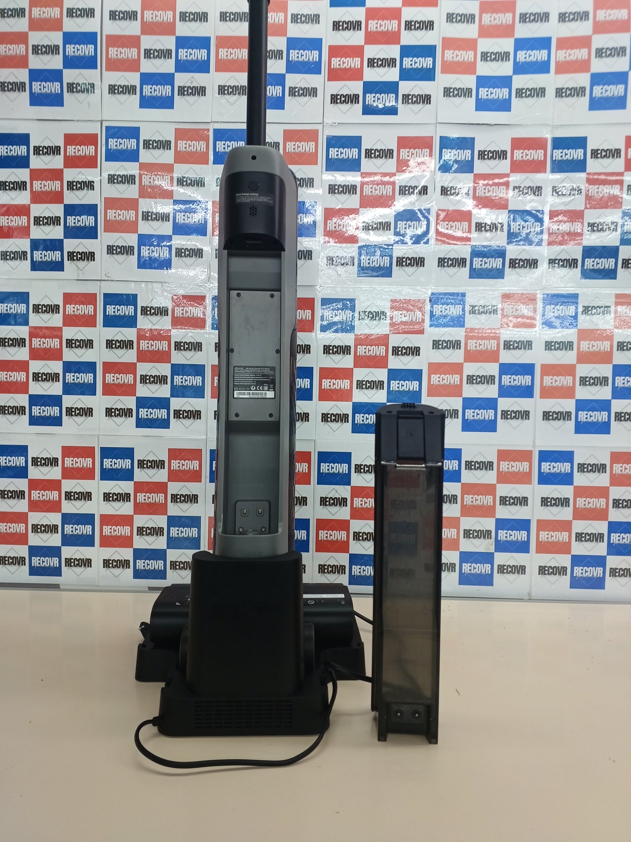 Aspirador húmedo/seco 18kPa 50min 180° - Dreame