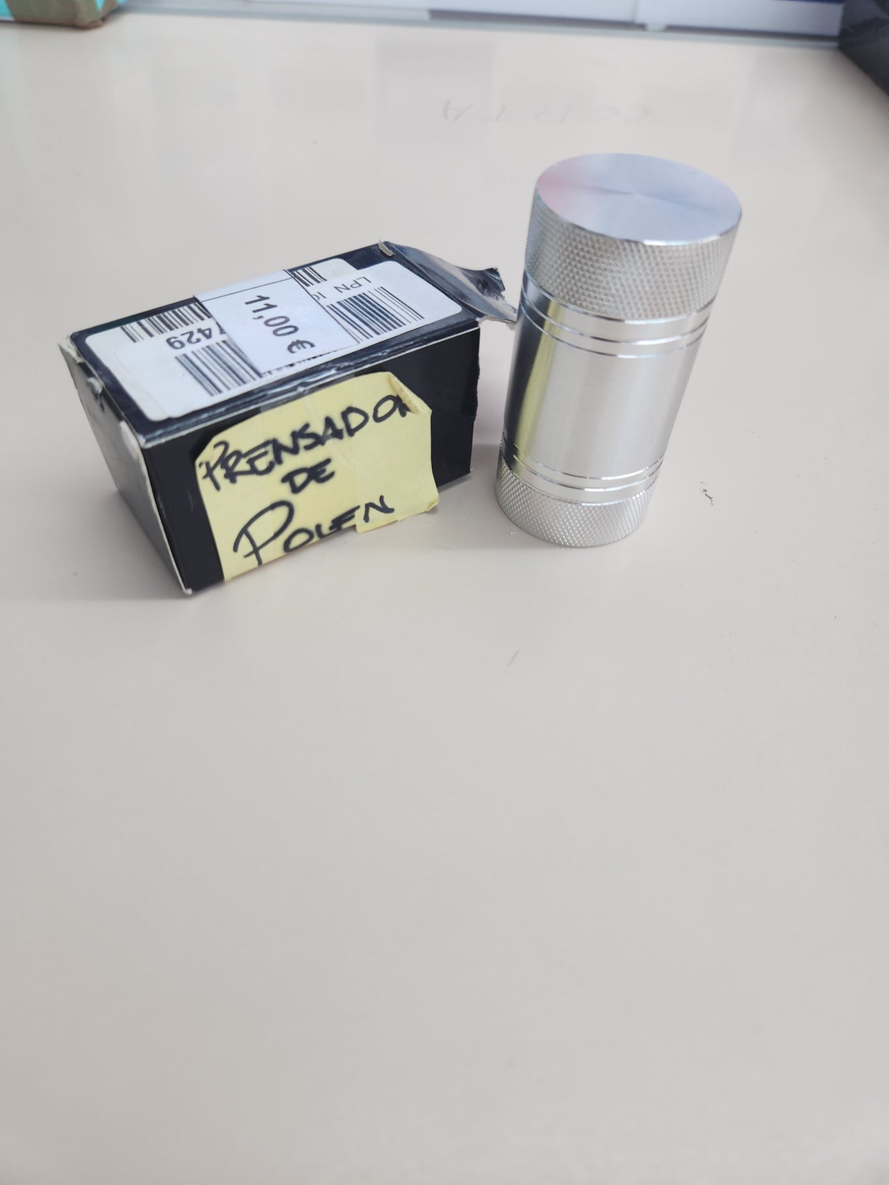 Prensador de Polen / Prensa Pollen Black Leaf para resina Ø35mm (68mm)