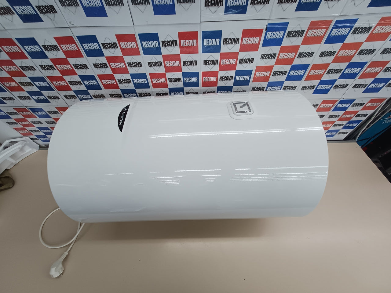 Termo ELECTRICO PRO1 R 80 V ES EU Ariston