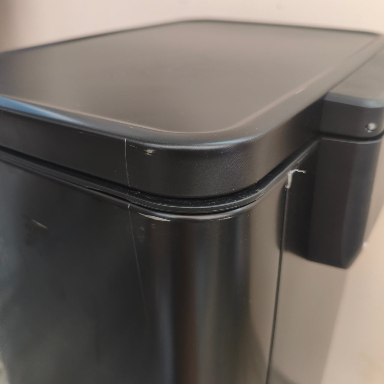 EKO Madison, cubo de basura de 30L con pedal y acero inoxidable